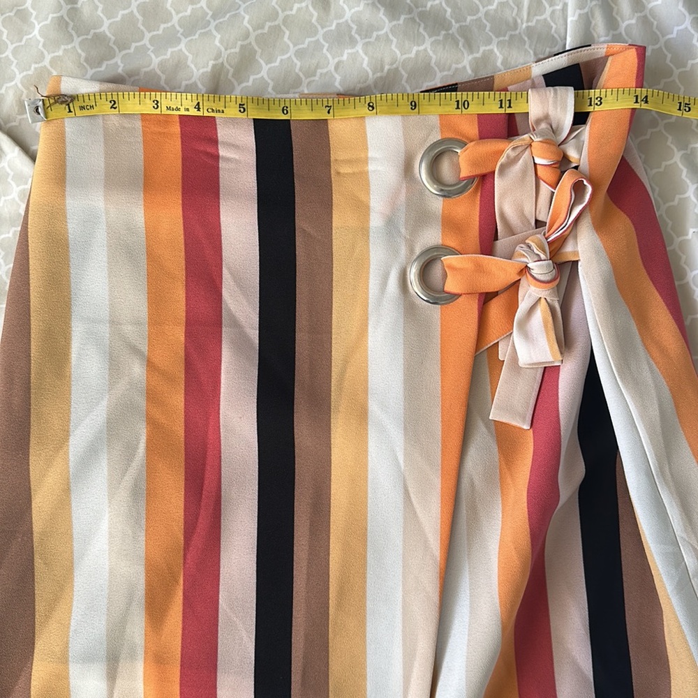URBAN OUTFITTERS Skirt - Picture 4 of 6